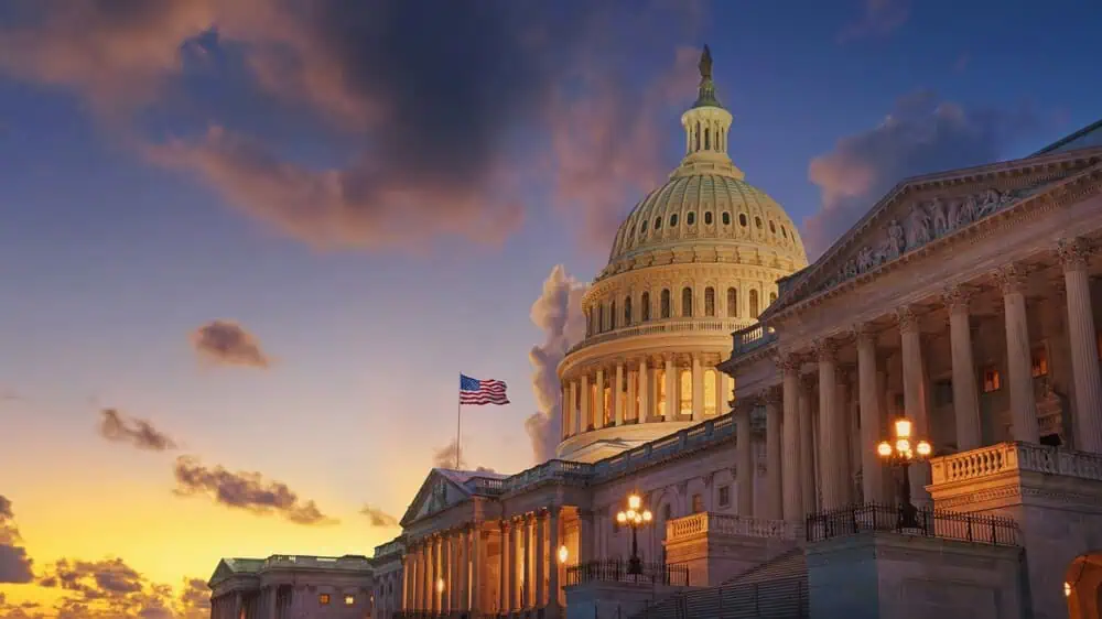A view of the US Capital Building at dusk